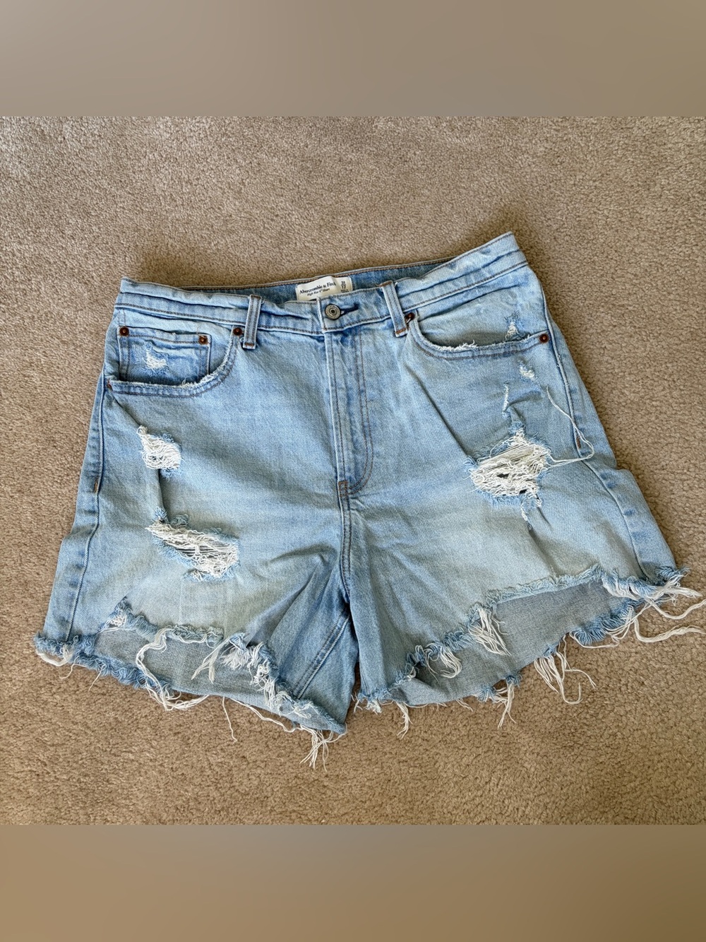 Curve Love Abercrombie & Fitch High Rise 4” Light Blue Distressed Denim Shorts